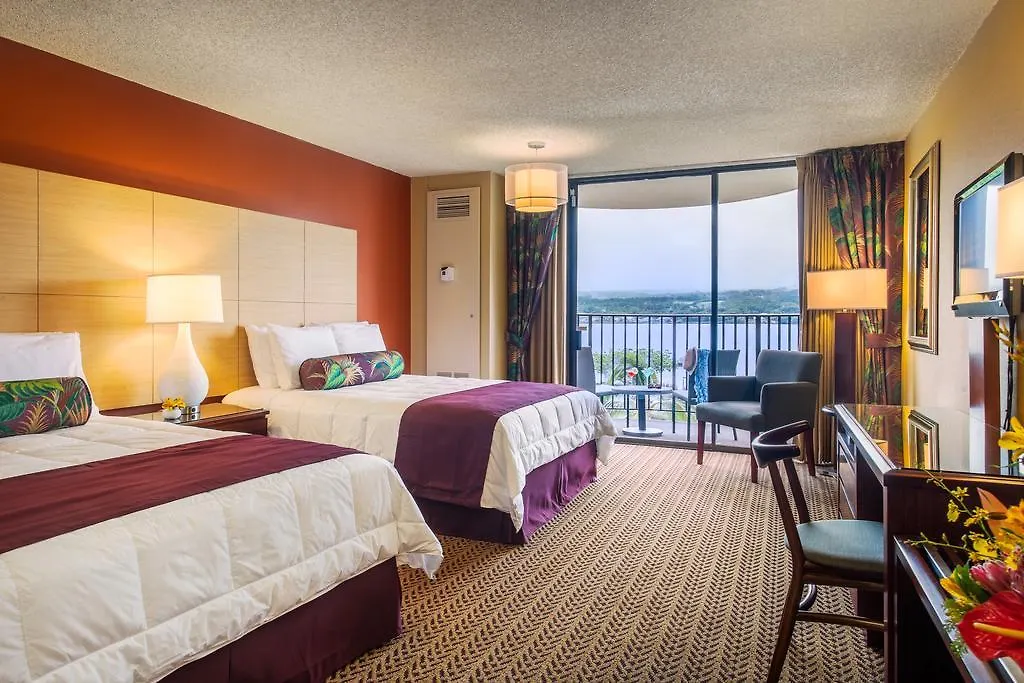 Hilo Hawaiian Hotel, Trademark Collection By Wyndham Hotel