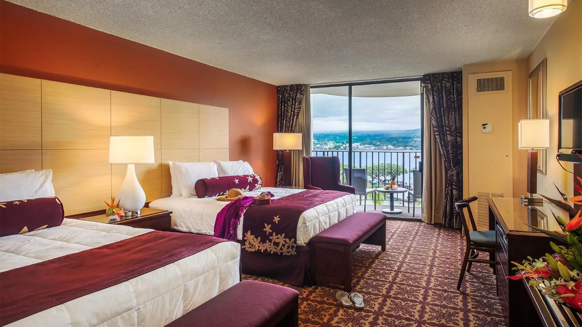 Hilo Hawaiian Hotel, Trademark Collection By Wyndham 4*,