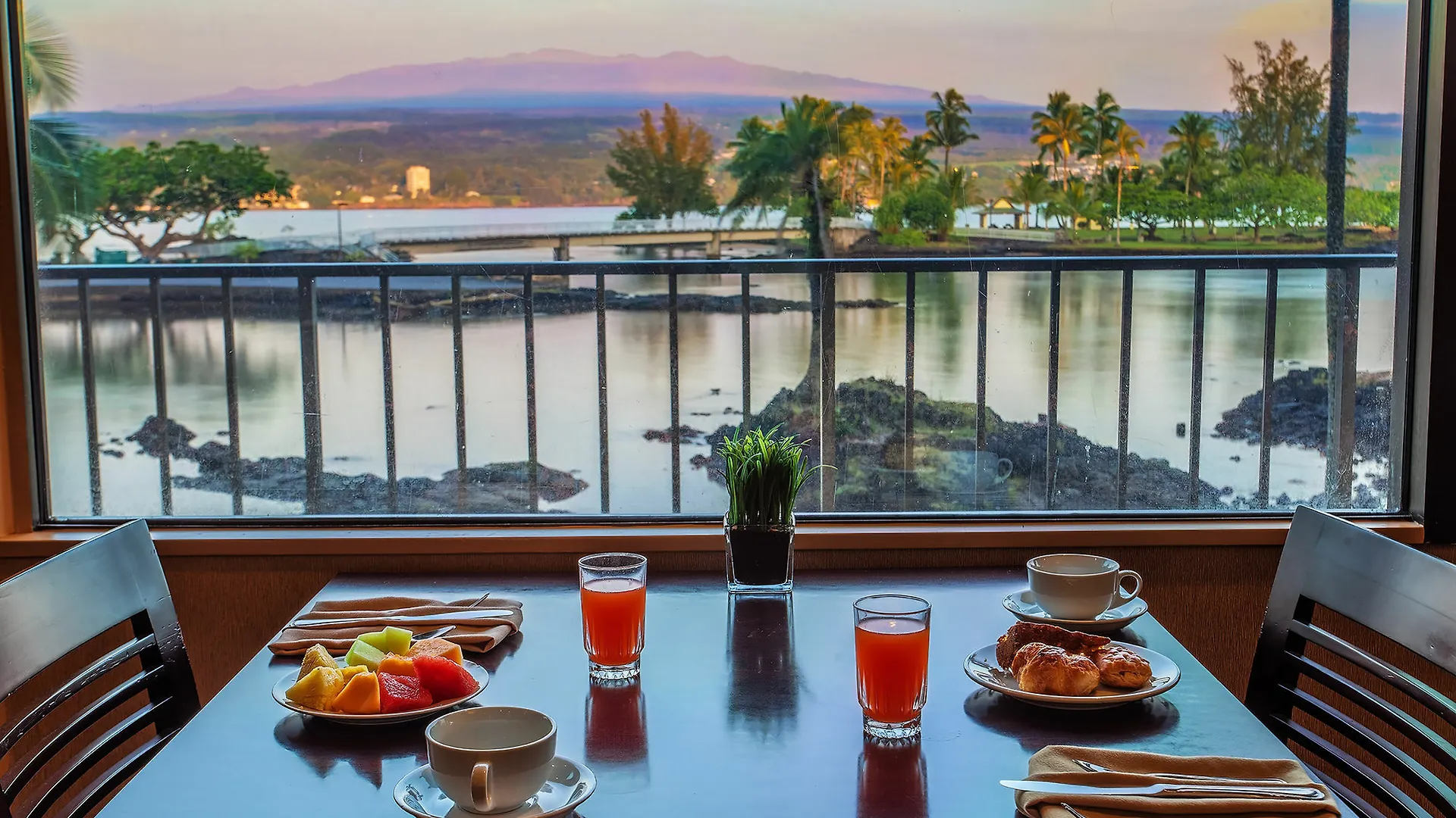 **** Hotel Hilo Hawaiian Hotel, Trademark Collection By Wyndham USA